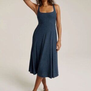 Beyond Yoga Featherweight At The Ready Square Neck Dress